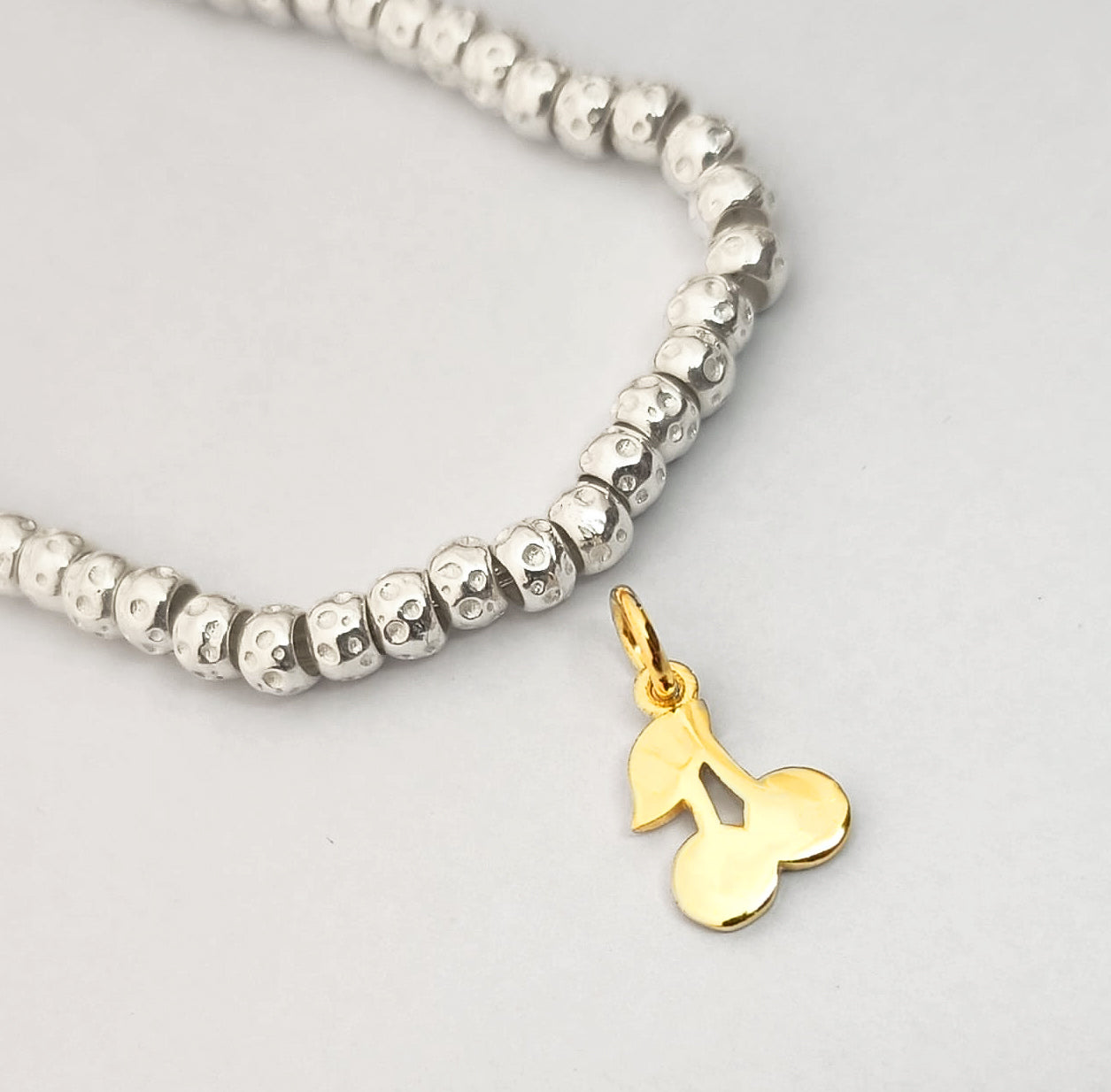ciondolo ciliegia in argento con placcatura in oro giallo ideale per aggiungere a bracciale e collana granelli