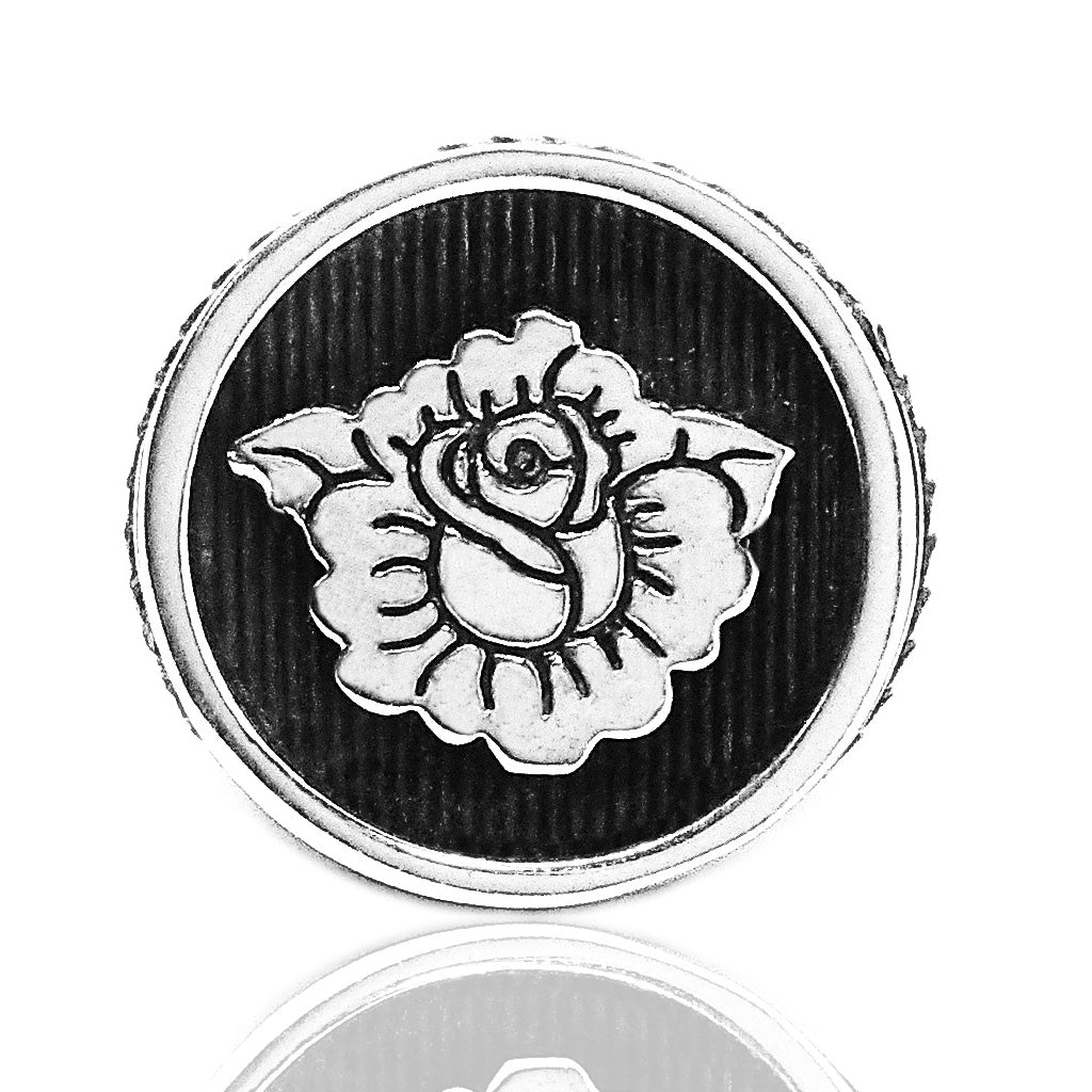 anello chevalier da donna in argento 925 stile tattoo old school con rosa