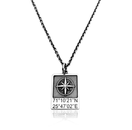 Collana Uomo Coordinate Geografiche in Argento 925 – Piastrina Microfusa