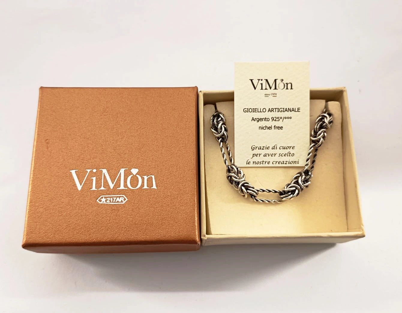 Bracciale uomo in argento 925 ViMon con scatola regalo e certificato di autenticità, gioiello artigianale Made in Italy.