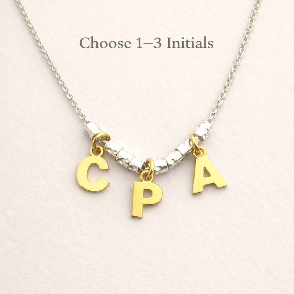 collana con iniziali argento personalizzata con una due o tre lettere