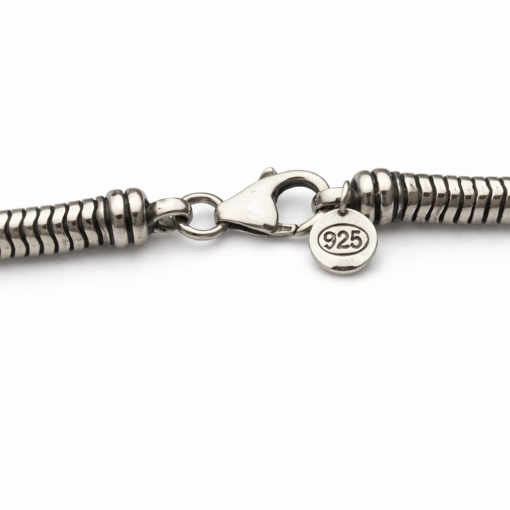 chiusura moschettone collana argento 925 punzone 925 dettaglio catena snake uomo