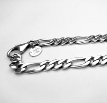 Carica l&#39;immagine nel visualizzatore di Gallery, bracciale particolare da uomo composta da catena a maglie cubana grumetta in argento vero 925 
