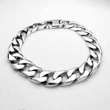 Carica l&#39;immagine nel visualizzatore di Gallery, bracciale-braccialetto-uomo-ragazzo-argento-vero-925-nemassiccia-grumetta-groo-antico-brunito-catena-grande-grossa-umette-cubana-stile-classico- elegante rock punk trap trapper par rapper harley motociclista
