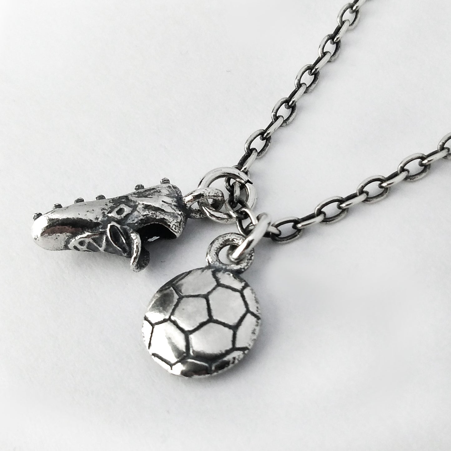 collana pallone e scarpetta da calcio
